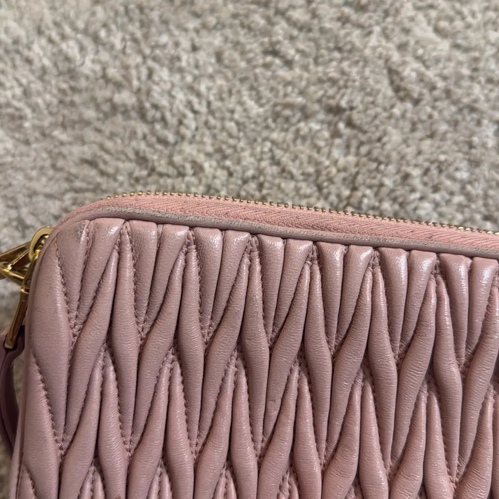 Miu miu mini bandoliera matelasse pink crossbody bag - Image 12