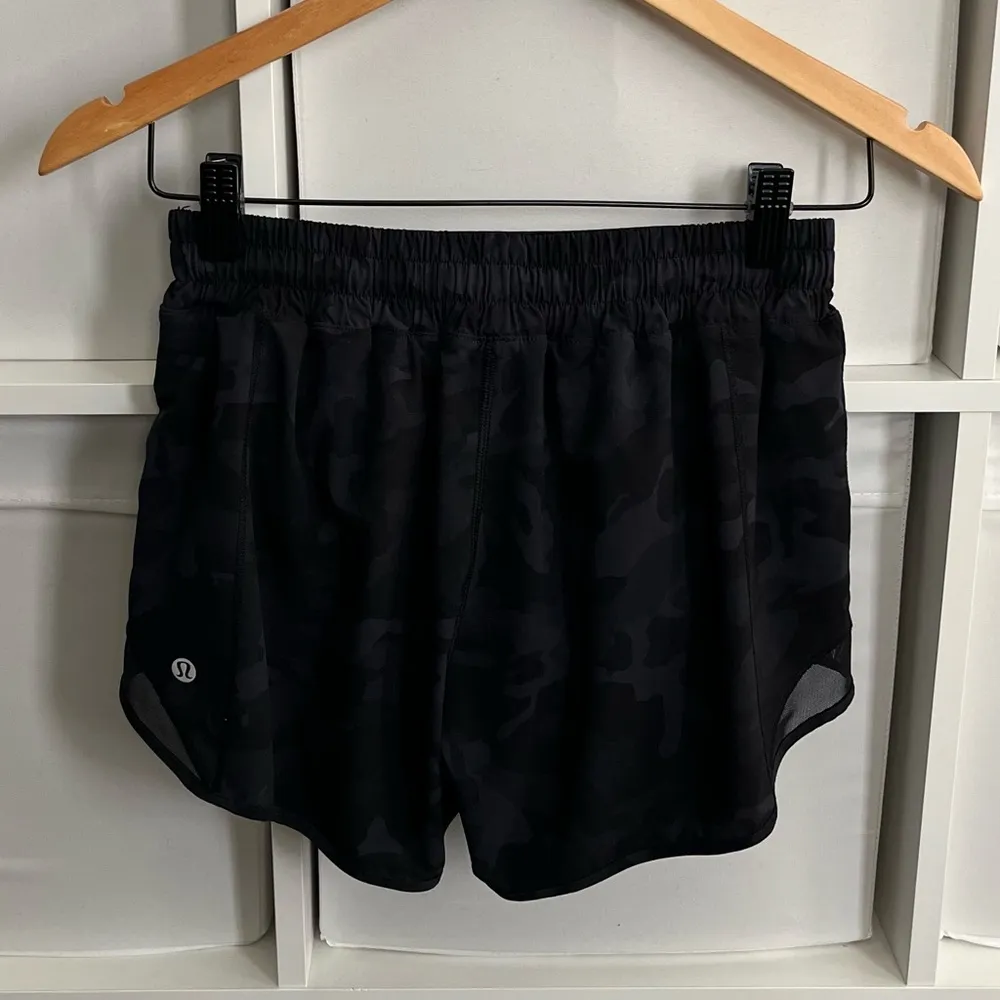 Hotty Hot Shorts Black Camo - Image 3