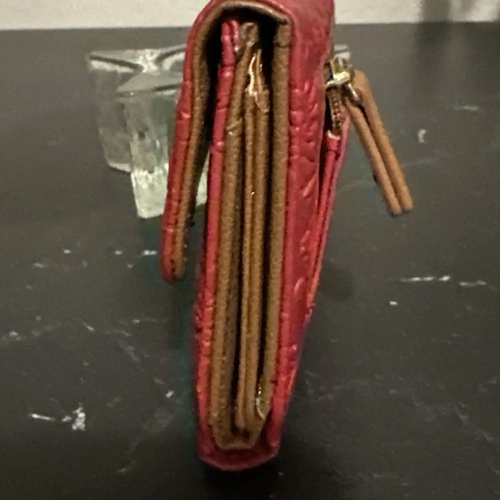 Mountain Stone Red Leather Beautiful Flower Design Brown - Image 4