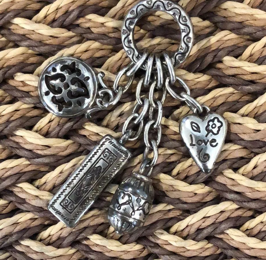 BRIGHTON Braided Straw Wicker Woven Brown Leather Top Handle Shopper Tote Charms - Image 13