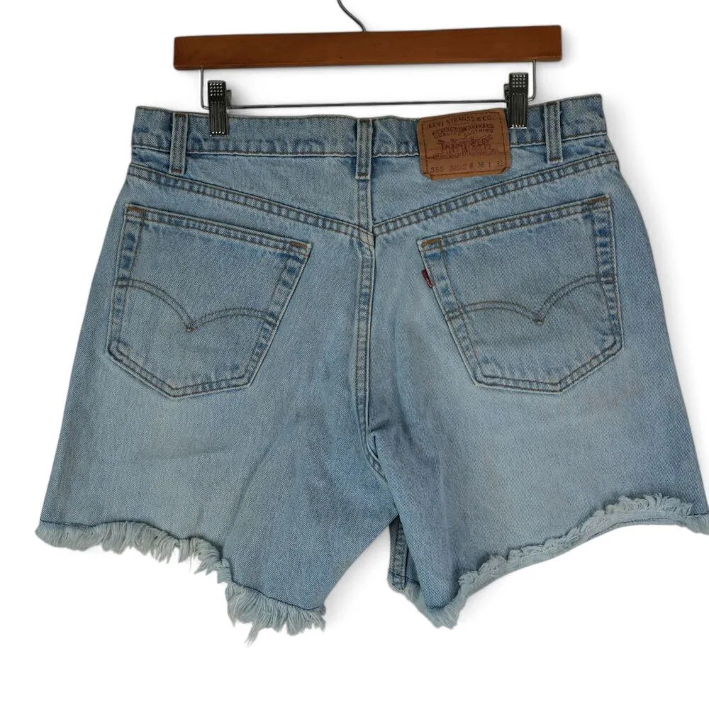 Vtg 95' Levis 555 Shorts Mens Womens 33x6 Blue Cut Off Raw Hem Bootie Hot Pants - Image 2