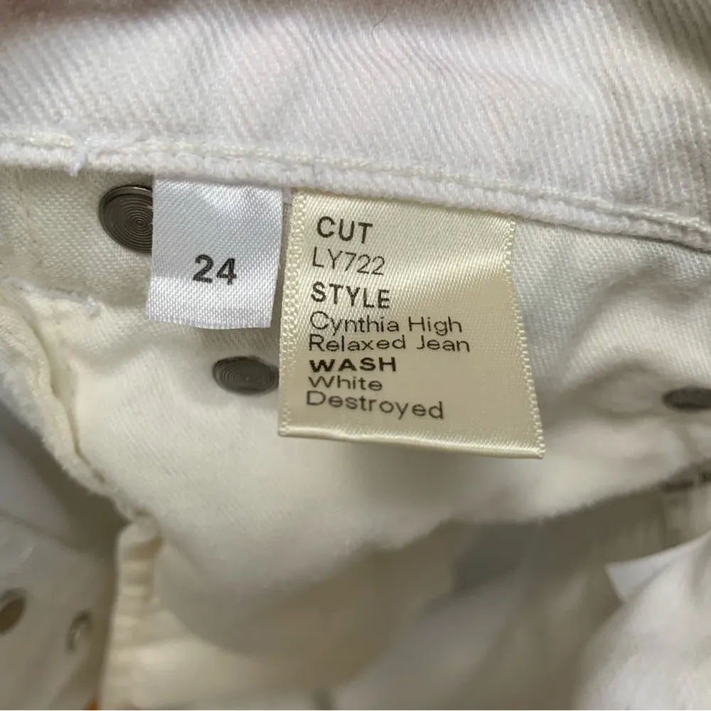 Reformation Cynthia High Relaxed Jean White Destroyed 24 - Image 12