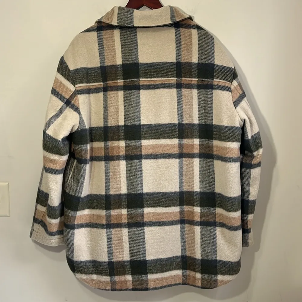 Women’s Plaid Fur Lined Jacket Size Large - Image 5