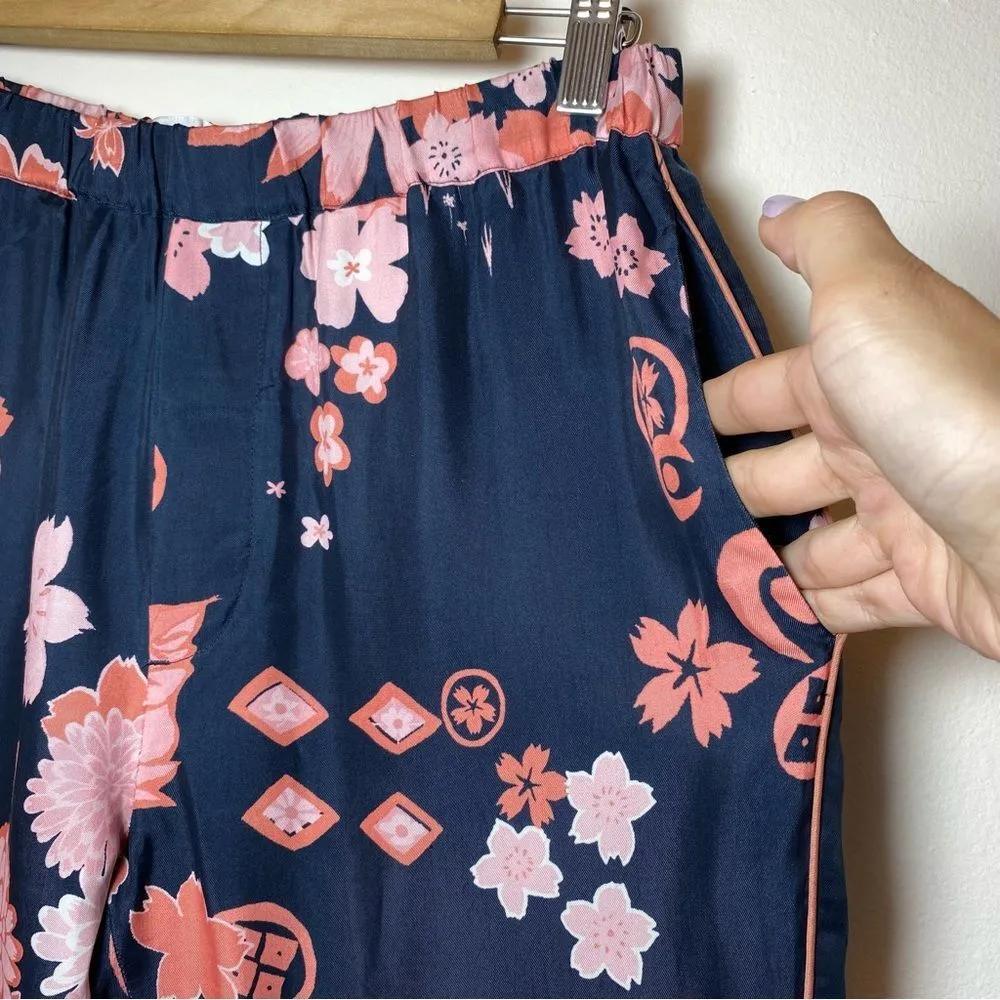 CLOSED Japanese Cherry Blossom Print Straight Leg Pants in Navy/Pink Sz 27 Blue - Image 9