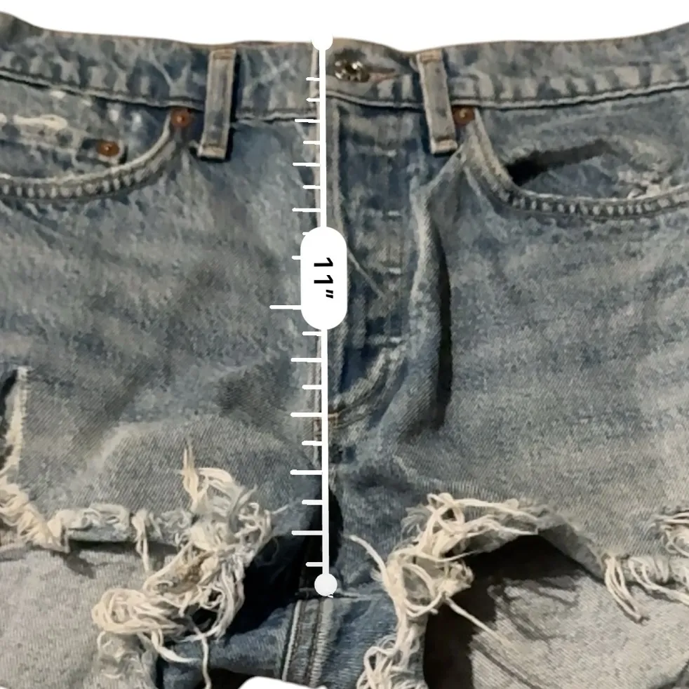 Agolde Parker Vintage Cut‎ Off Distressed Shorts in Swapmeet Light Wash Sz 25 - Image 11