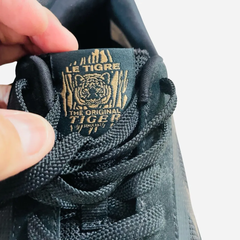 Le Tigre Womens Loughlin Sneakers Size 9.5 Black Cushioned Leather & Textile - Image 7