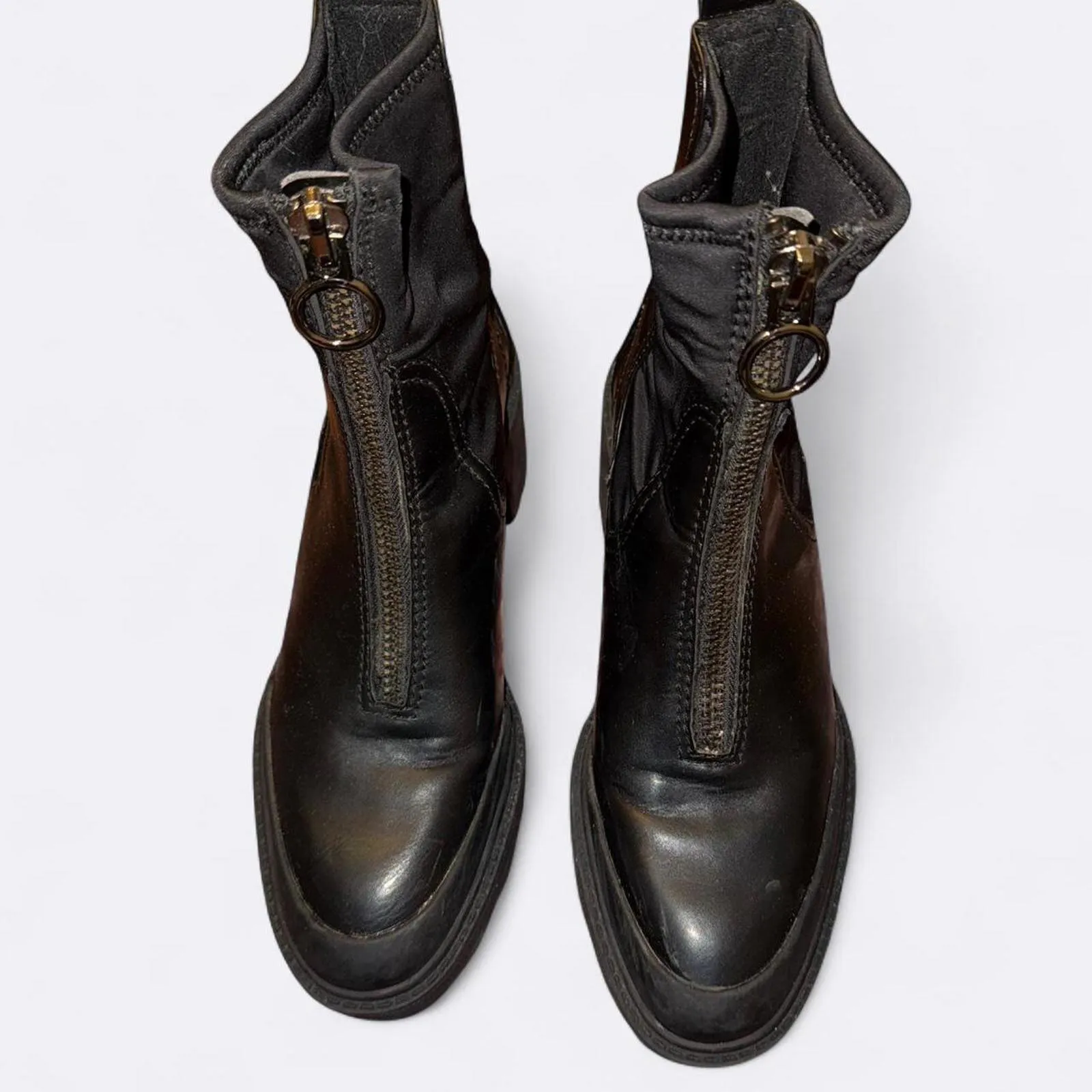Zara black side-gore ankle boots with a track sole - Image 2