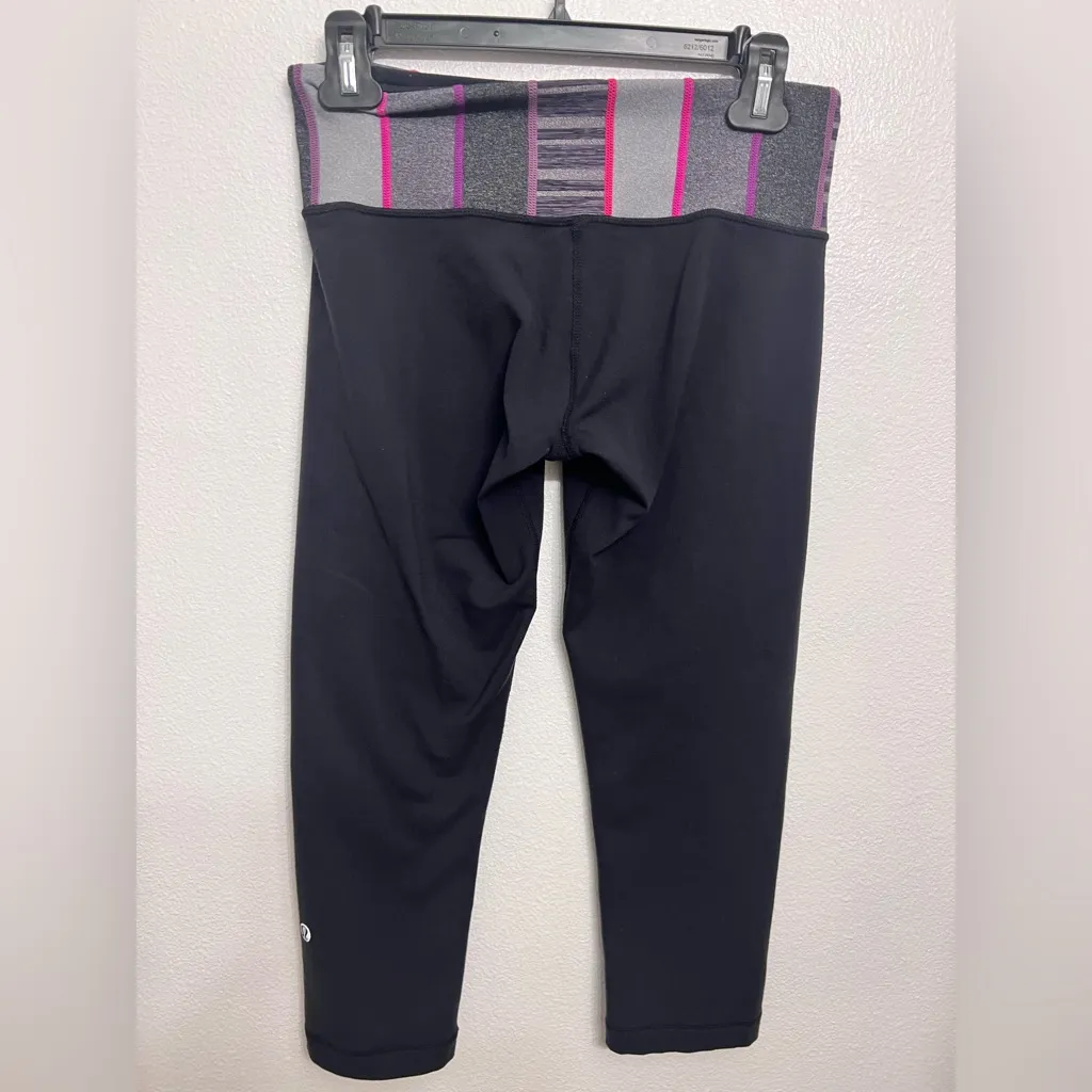 Lululemon Wunder Under Crop
Black / Quilt 29 - Image 2