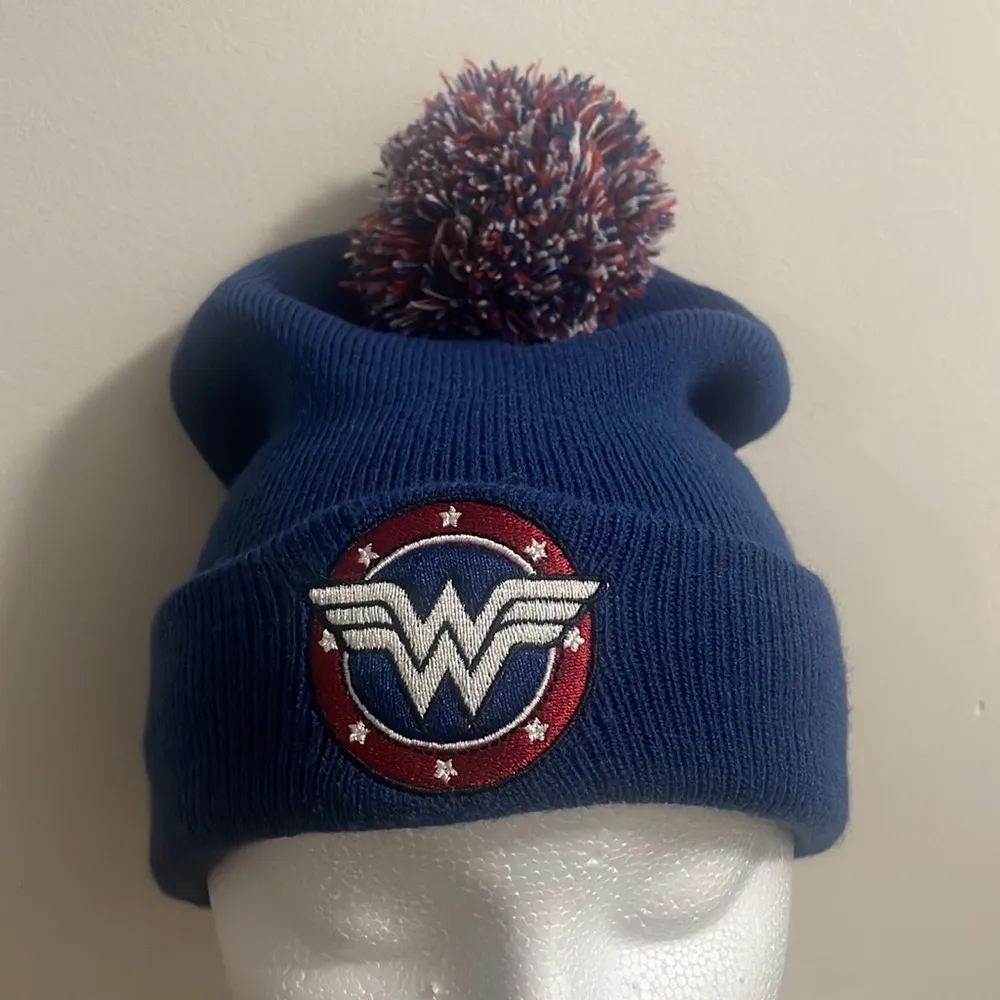 Wonder Woman Beanie Hat Super Comic WW embroidered star logo Blue Red Pom OSFM - Image 3