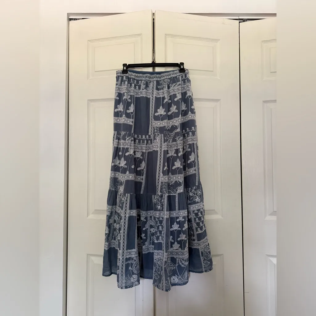 Anthropologie Maeve Ariadne Embroidered Maxi Skirt Chambray Denim Skirt Small - Image 7