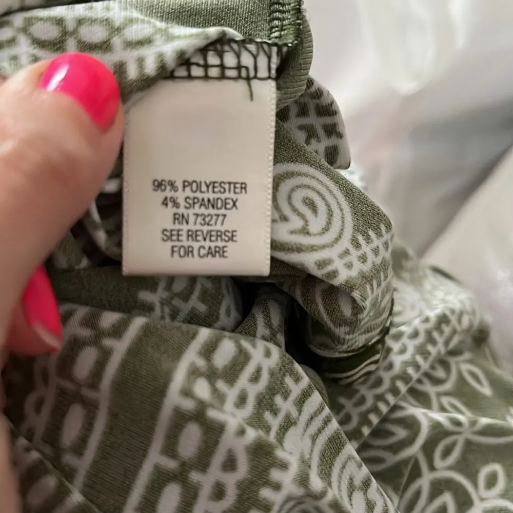 Maxi Smocked Back paisley green white Dress Apt. 9 Size M - Image 14