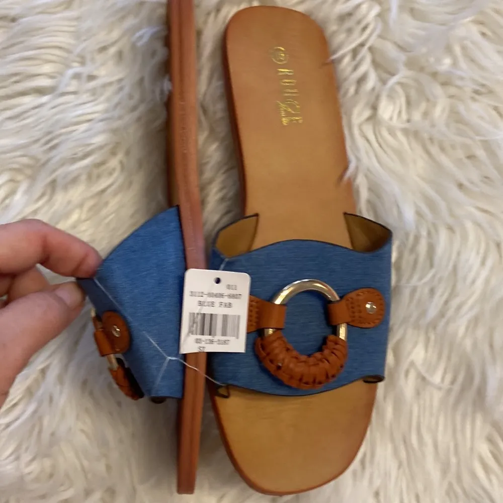 ROUGE Sandals size 10 brand new - Image 4