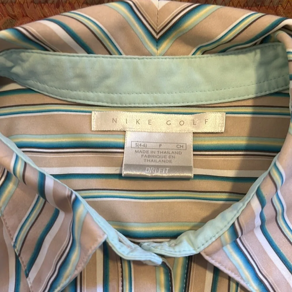 NIKE GOLF TAN & BLUE VERTICAL STRIPE BUTTON UP SHORT SLEEVE GOLF POLO - Image 2