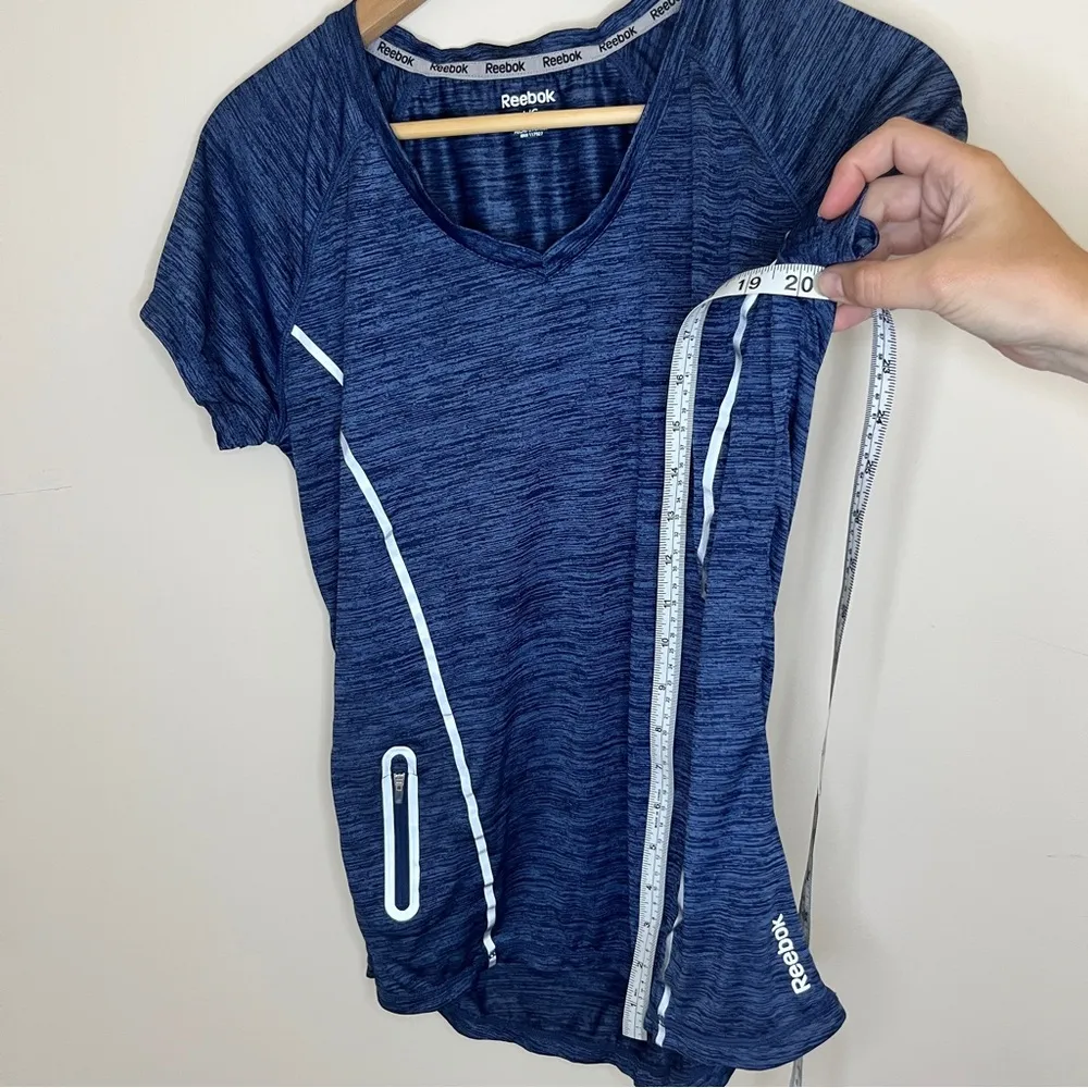Reebok Silver Shirt Sleeve Tee Women Large V-Neck Zipper Pocket Logo Blue Shirt - Image 3