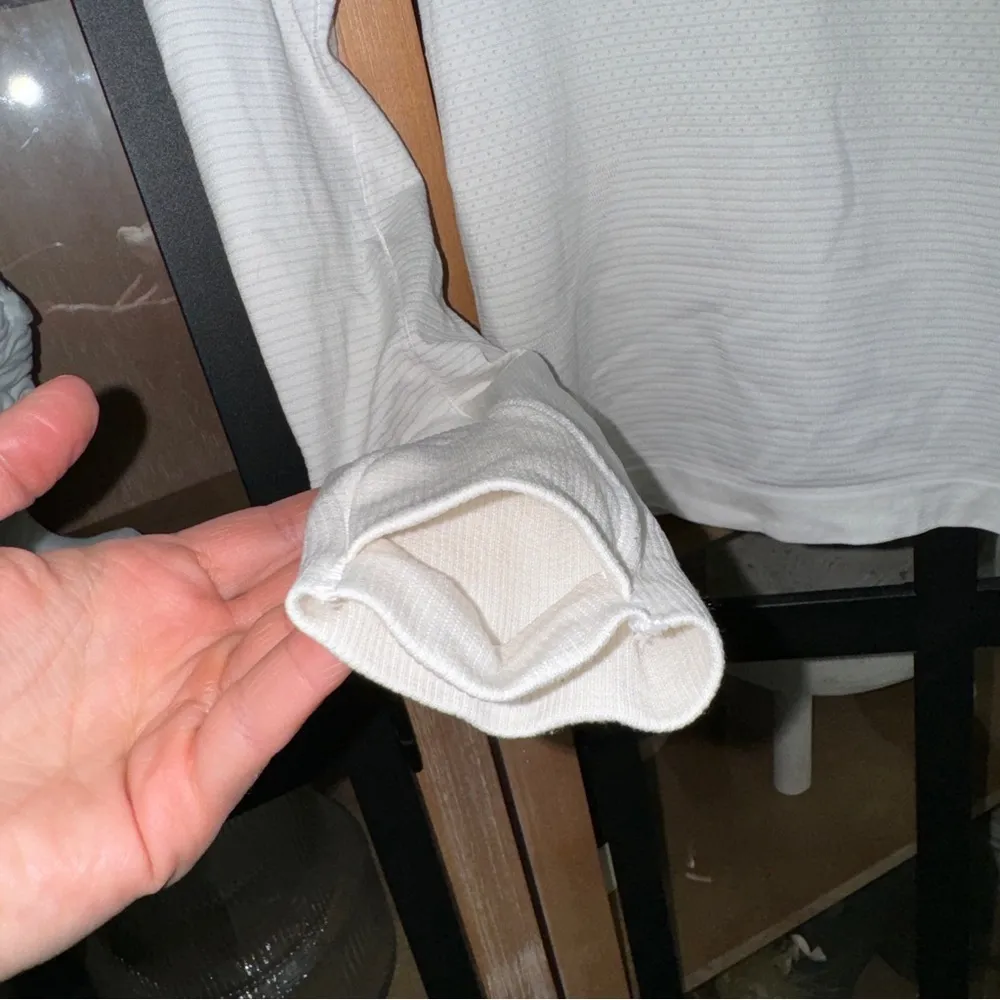 Lululemon Swiftly Tech Long Sleeve Shirt 2.0 Race Length tee white waist top - Image 5