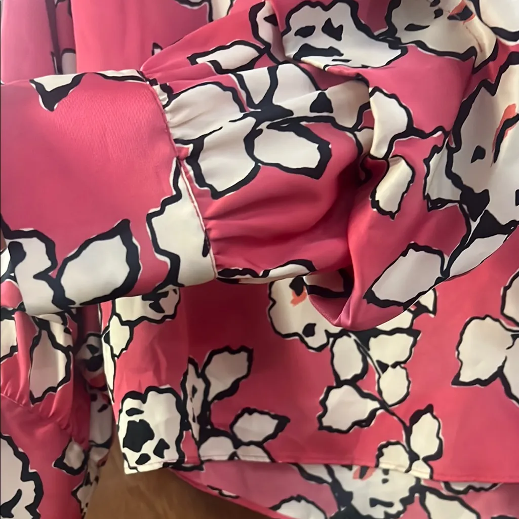 Zara basic Floral Pink Women's Top Size XS - Image 3