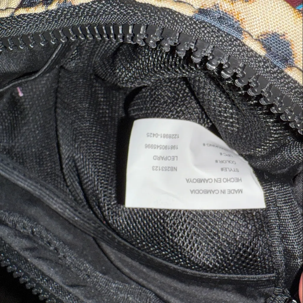 Unknown Burgundy and Leopard Crossbody Bags - Image 9