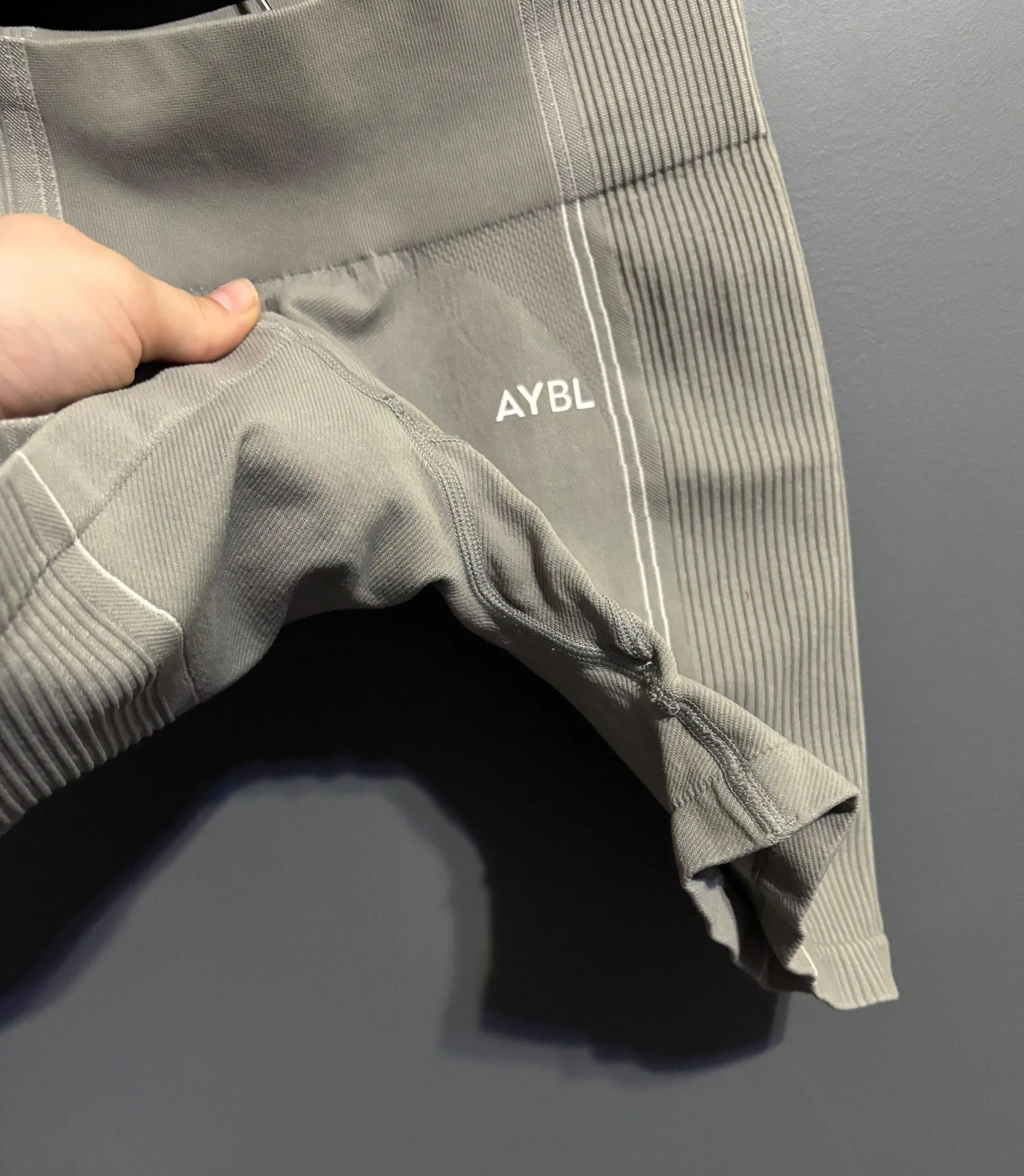 Seamless Gym Shorts - Image 2