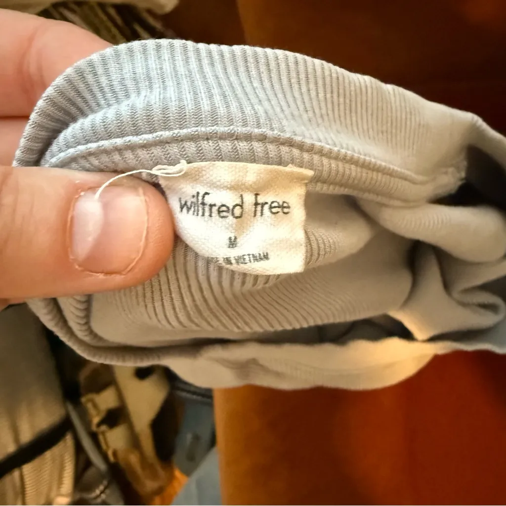 Aritzia Wilfred Go To Tshirt - Image 2