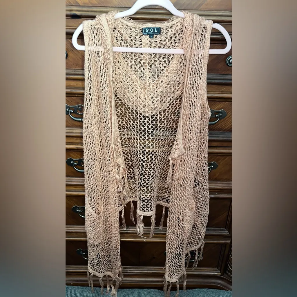 NWOT! Pol Clint Vest Metallic Crocheted - Image 2