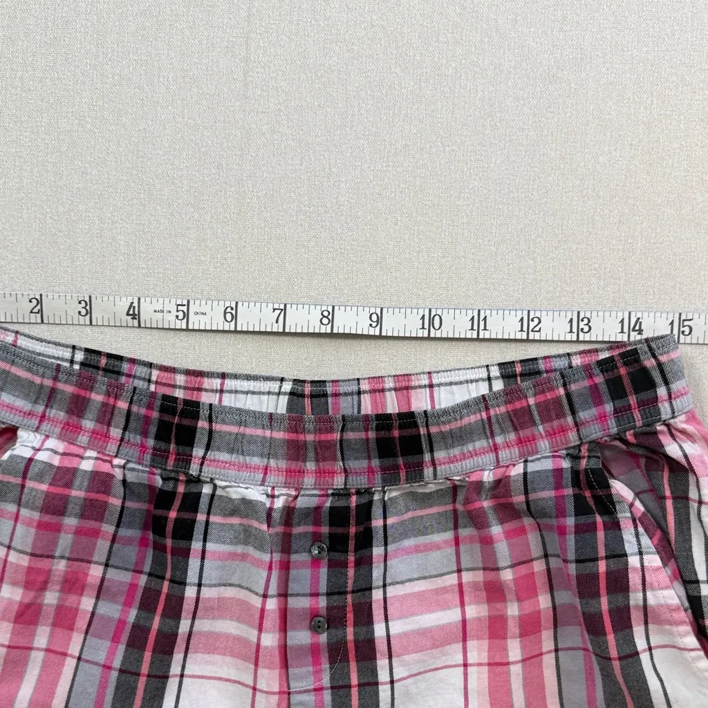 Victoria's Secret Black and Pink Plaid Pajama Set - Image 9