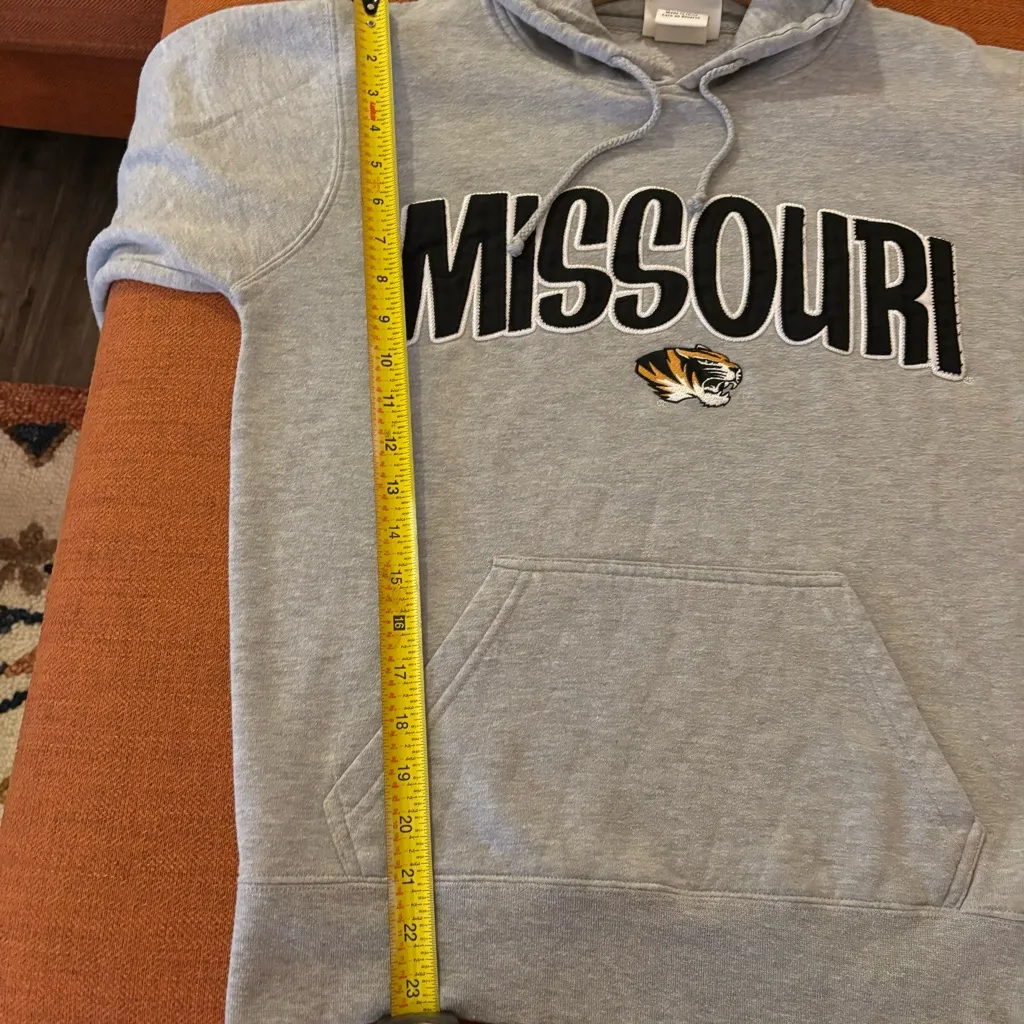 University of Missouri Hoodie Gray Embroidered Tiger Logo women’s size small - Image 8