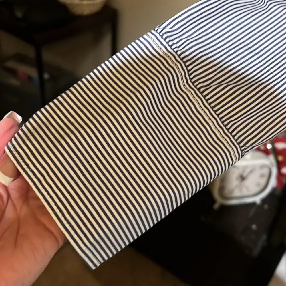 J. Crew long sleeve striped blue and white Women’s Size S - Image 3