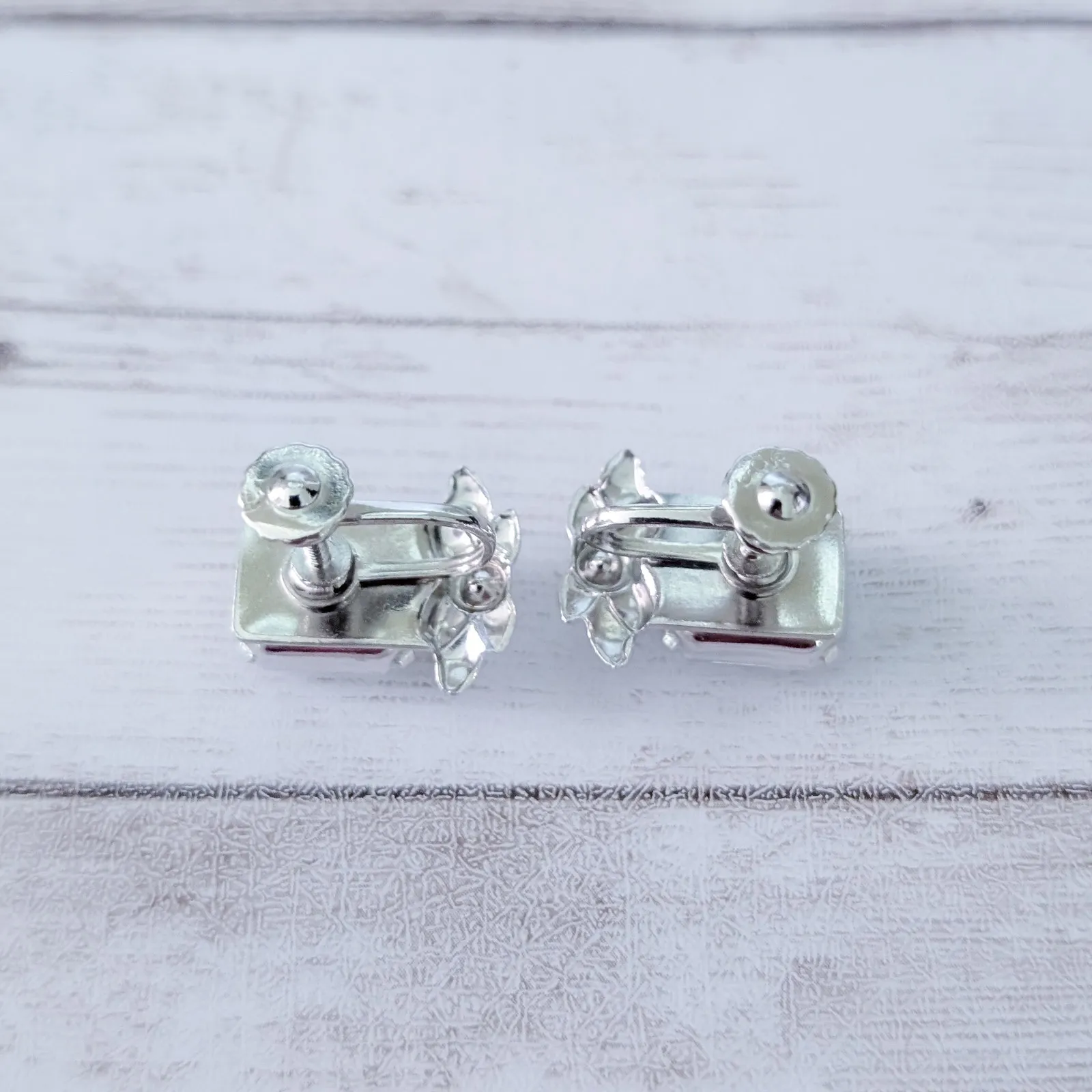 Vintage Screw On Earrings Regal Large Clear Gem & Faux Pearl Silver - Image 3