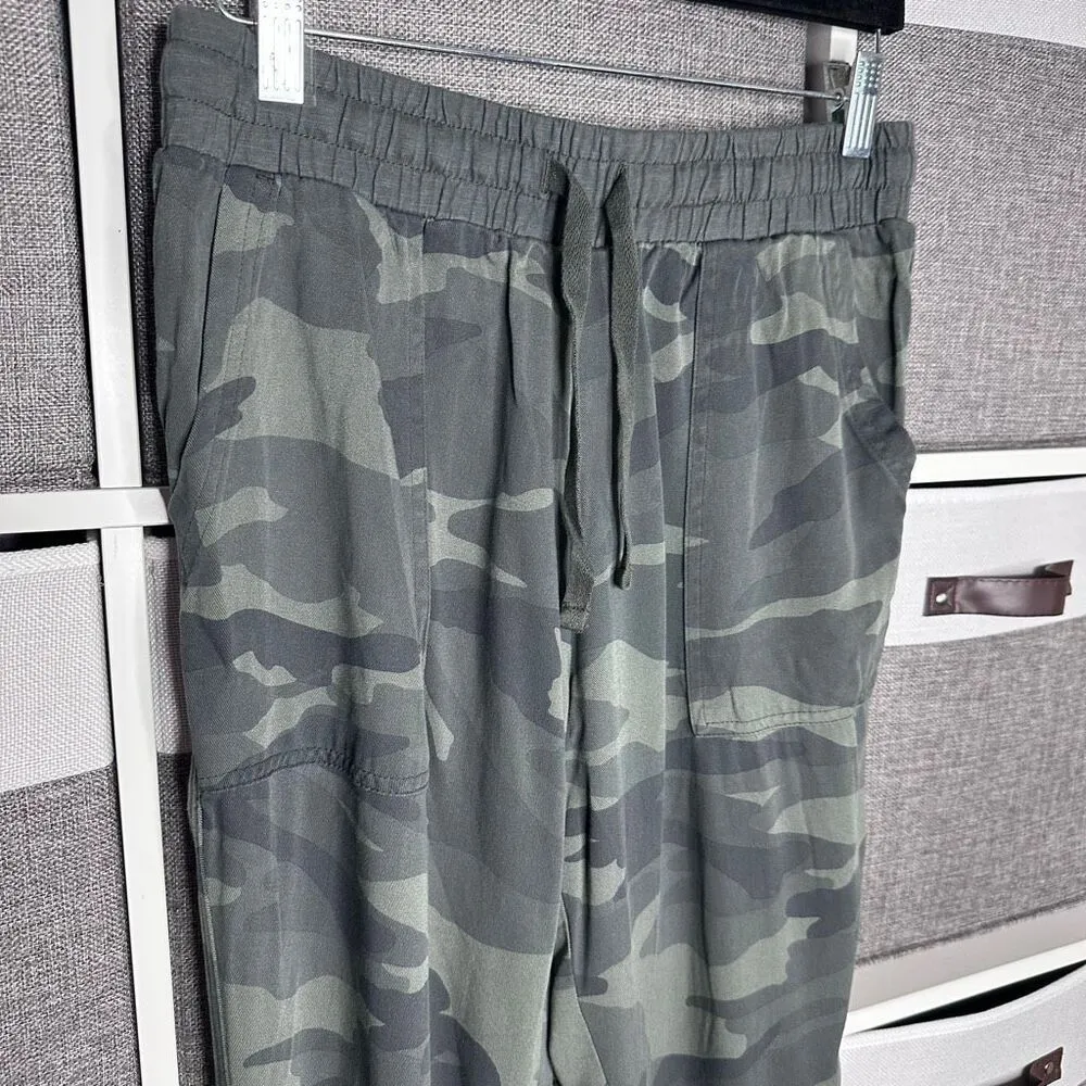 Splendid Camo & Gray Print Jogger Pants Drawstring Waist Size Small - Image 11