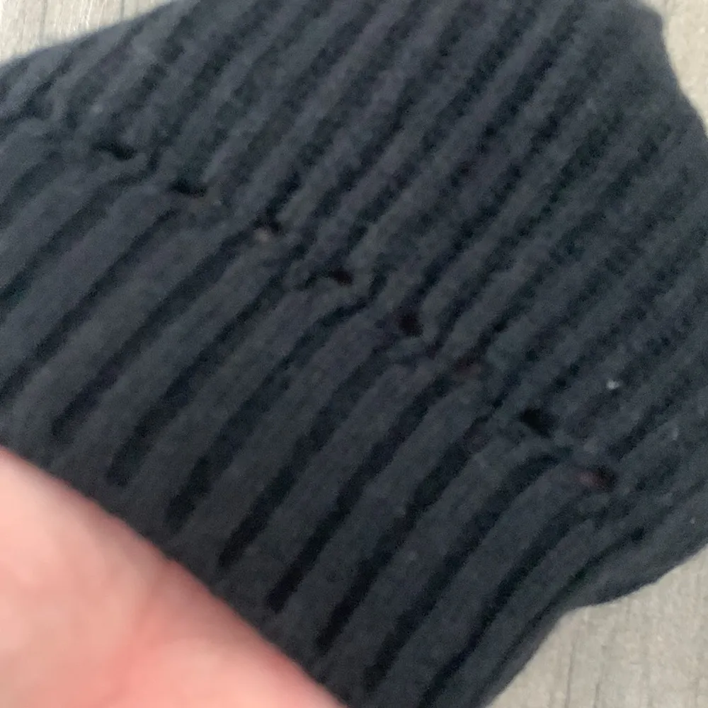 J crew black beanie - Image 2