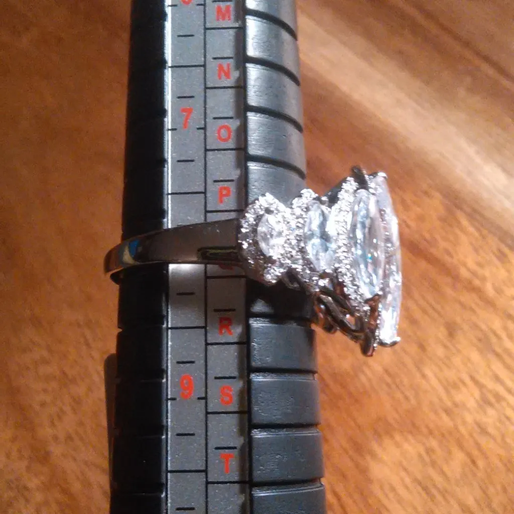 White Cubic Zirconia Sterling Silver Ring (Size 8) - Image 3