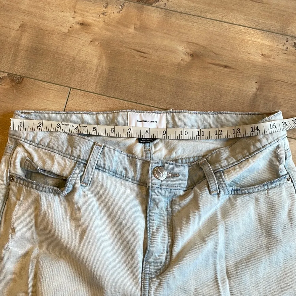 Current/Elliott The Cropped Straight Channing Destroyed Jeans Light Wash Sz 28 - Image 12