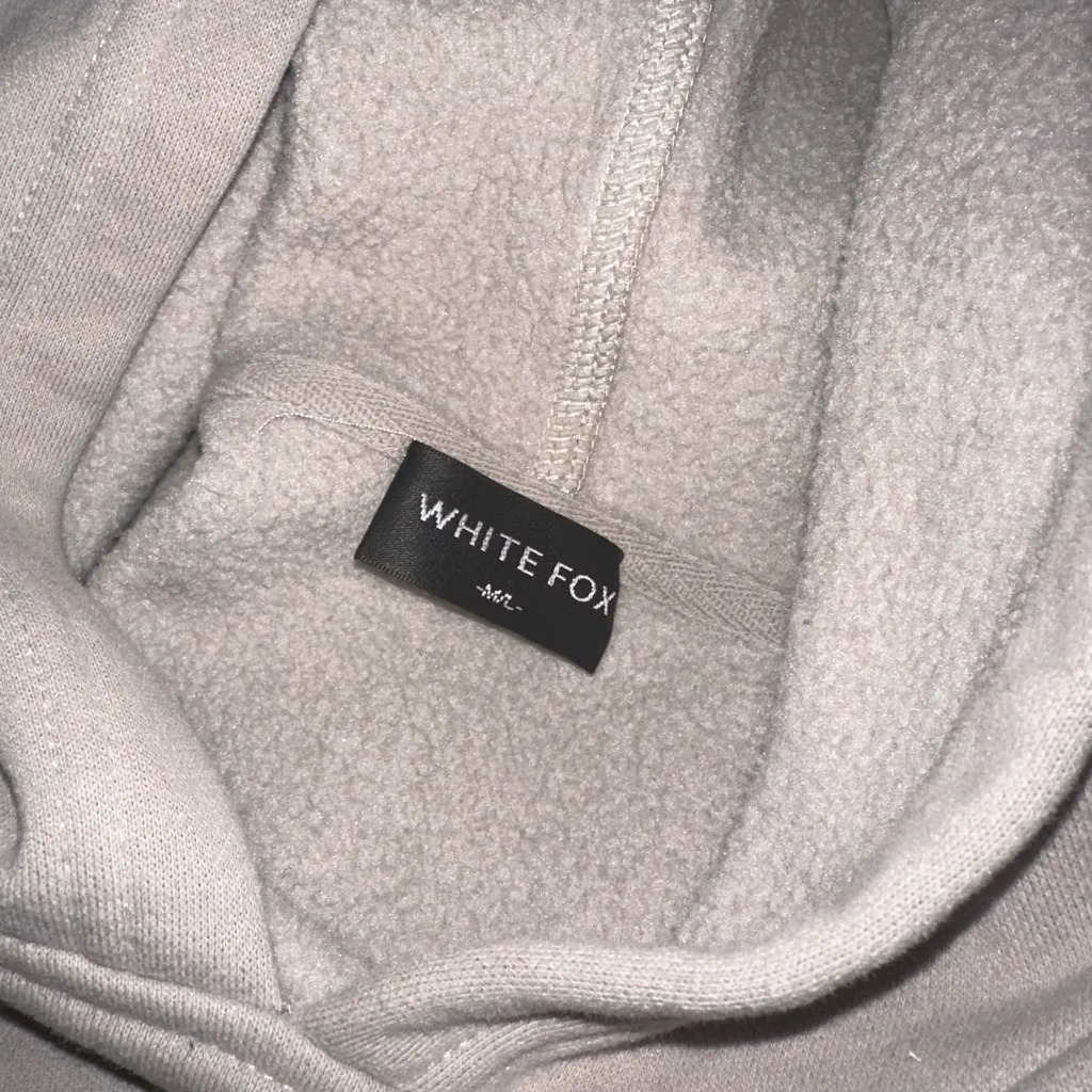 White Fox Boutique Offstage Hoodie & Sweatpants Joggers Moon size M/L - Image 5