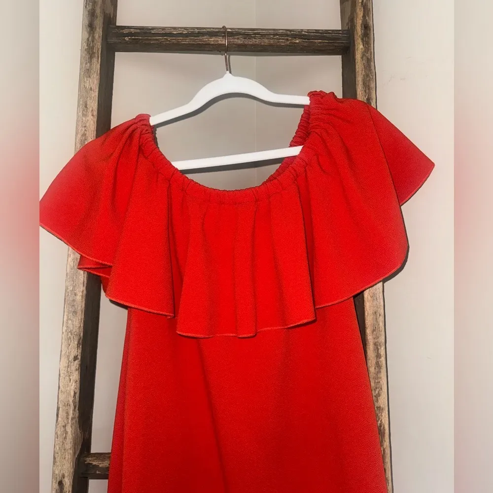 NWOT  CiCi Dress size Medium - Image 2