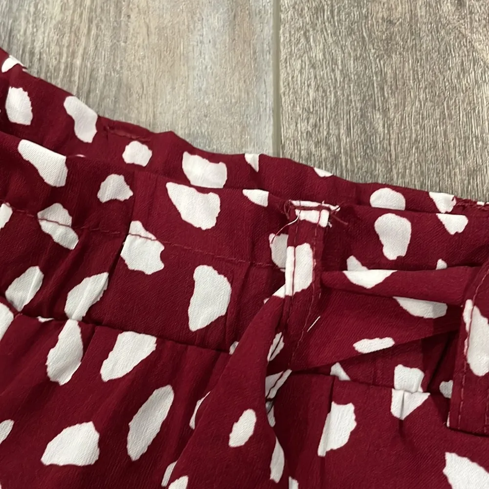 Crescent maroon and white spotted wide leg pants NEW - Image 4