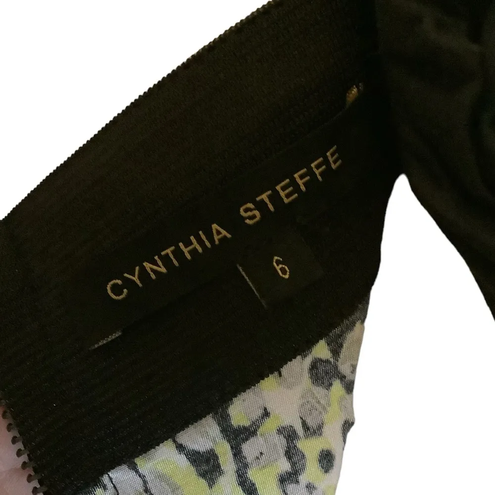 Cynthia Steffe Women’s NWOT Skirt w/Full Zipper - top not included. Size 6 - Image 5