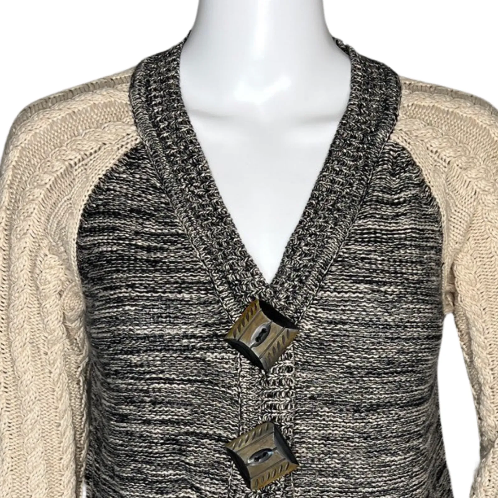Willow Sweater Women Medium Gray Biege Buttons Neutral Minimalist Boho Lagenlook - Image 5