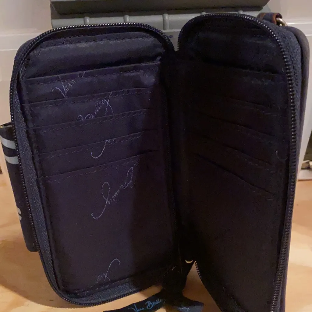 Vera Bradley wallet - Image 3