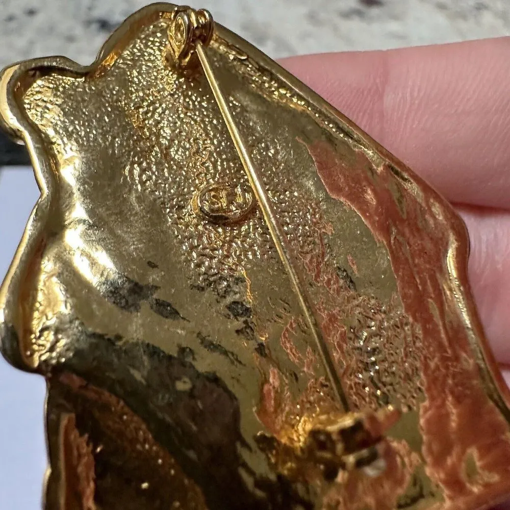 NWOT Signed SFJ Christmas Holiday Brooch Pin Enamel Red House with Tree And Snow - Image 7