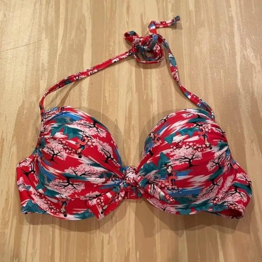 NEW Disney Hot Topic Retro Mulan Cherry Blossom Padded Underwire Swim Top XL - Image 7