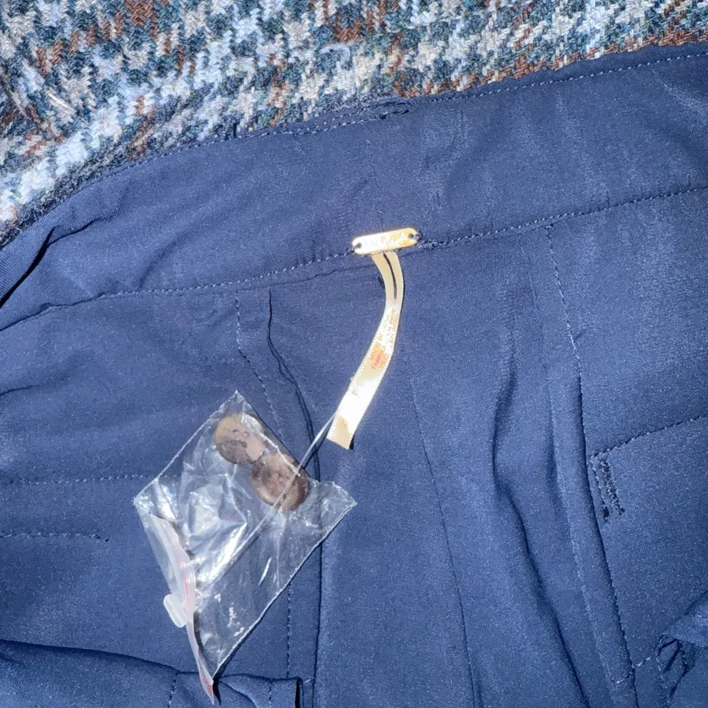 NWOT FREE PEOPLE Houndstooth Plaid Button-Front Cuff Hem Pants Wool Blend Navy - Image 5