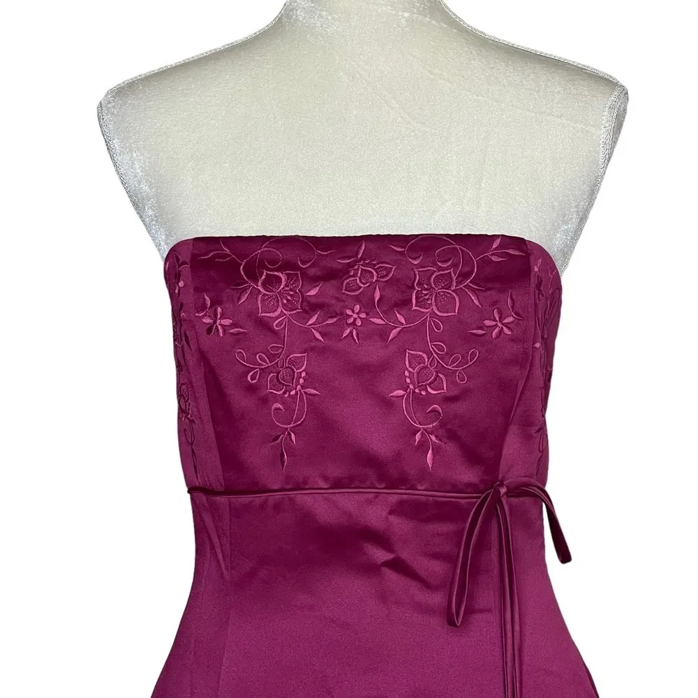 Joanie G. Women’s Strapless Satin A - Image 4