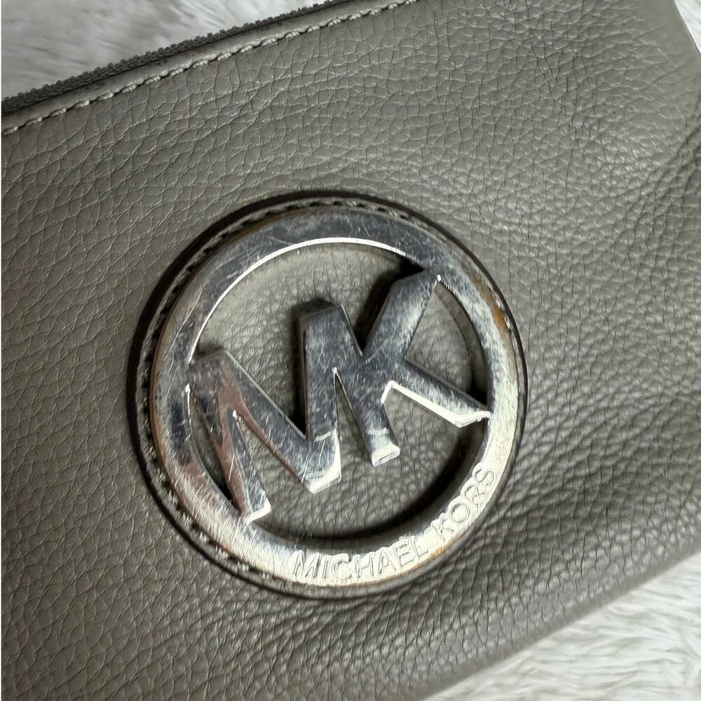 Michael Kors  Gray Wristlet - Image 5