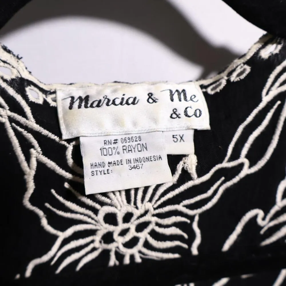 VTG Black Embroidered Flowers Cardigan Womens 5X Rayon Handmade Whimsigoth Fairy - Image 3