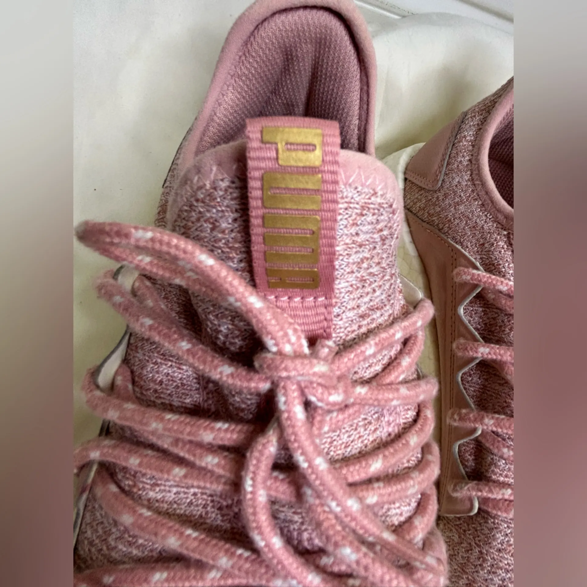 NRG neko cosmic women’s training shoes size 8 Pink - Image 5