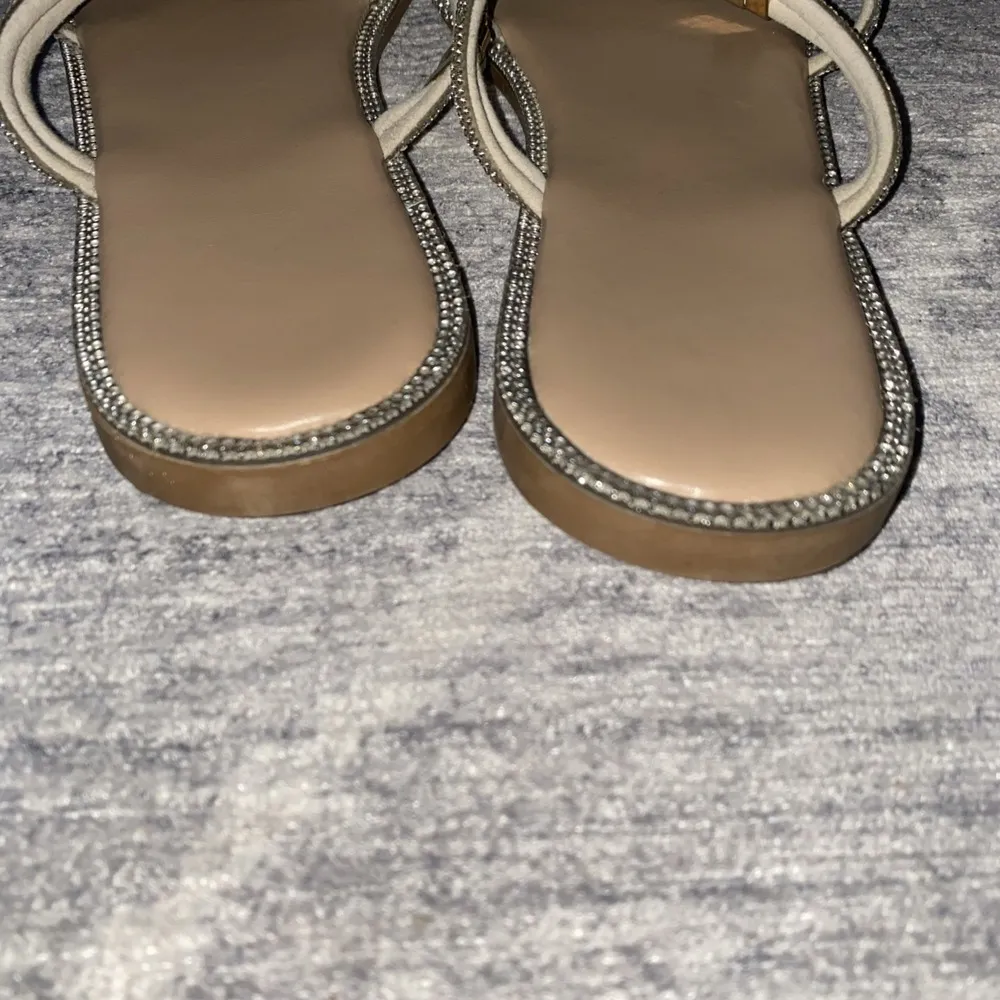 Rhinestone Strap Sandals Sparkly Bling Slip On Slides Flat Sz. 8 - Image 4