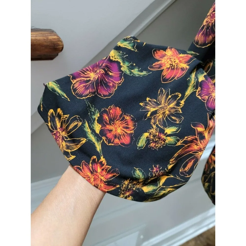 Catherine Women Black Floral Polyester Long Sleeve V-Neck Regular Fit Blouse XS - Image 4