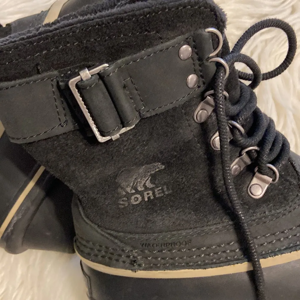 SOREL Boots size 8 color black  and some tan excellent condition see all photos - Image 11