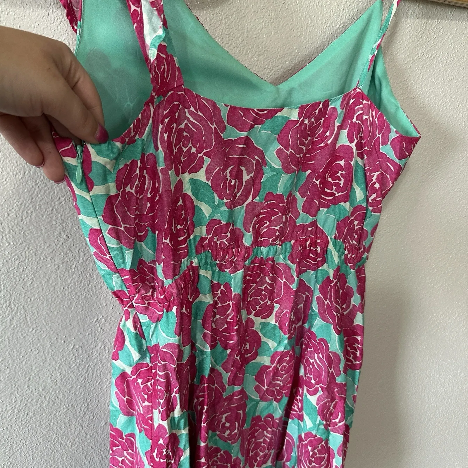 Vineyard Vines Kentucky Derby Painted Rose Ruffle Mini Dress Size 4 Silk Blend‎ - Image 4