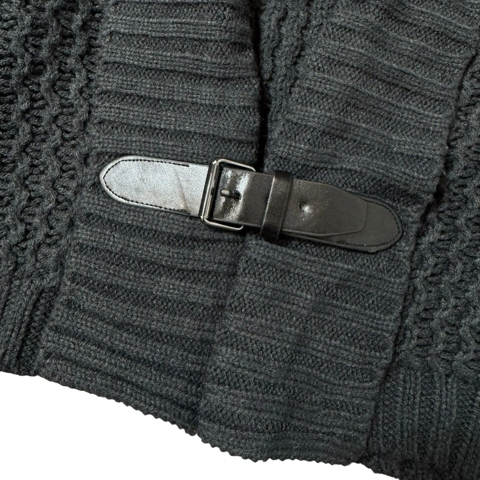 August Silk Chunky Knit Cardigan Sweater Size PM Buckle Cropped Equestrian Y2K - Image 3